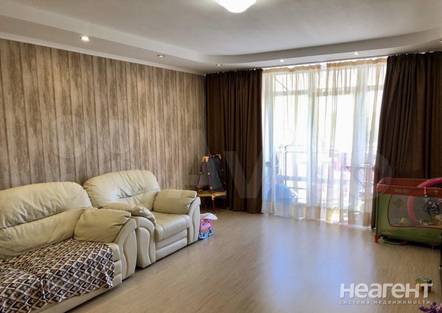 Продается 2-х комнатная квартира, 60 м²