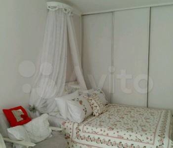 Продается 1-комнатная квартира, 34 м²