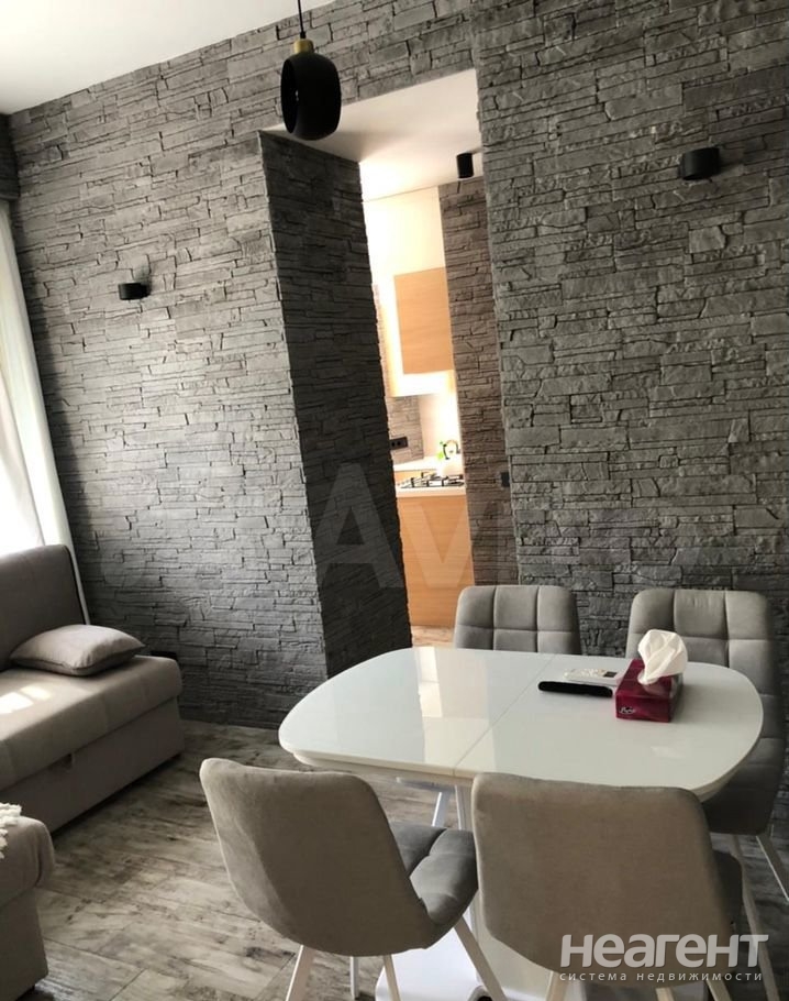 Сдается 2-х комнатная квартира, 42 м²