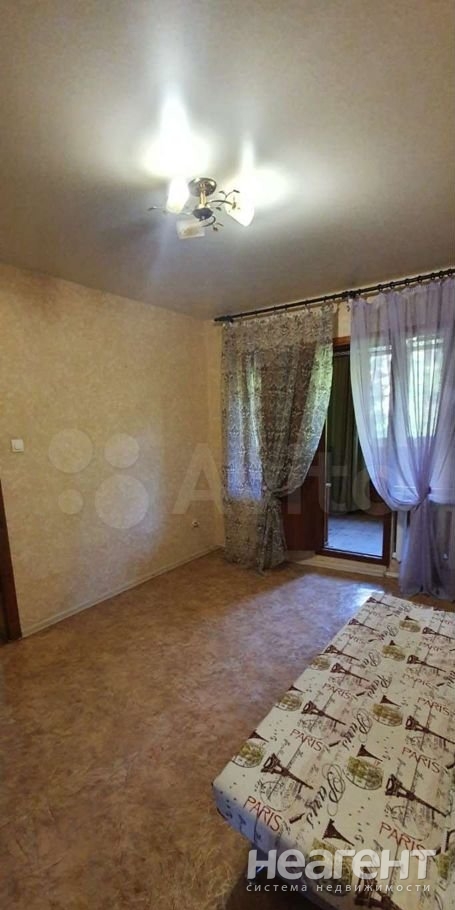 Продается 2-х комнатная квартира, 42 м²