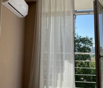 Продается 1-комнатная квартира, 34 м²