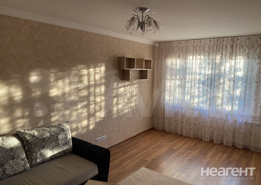 Сдается Многокомнатная квартира, 66 м²