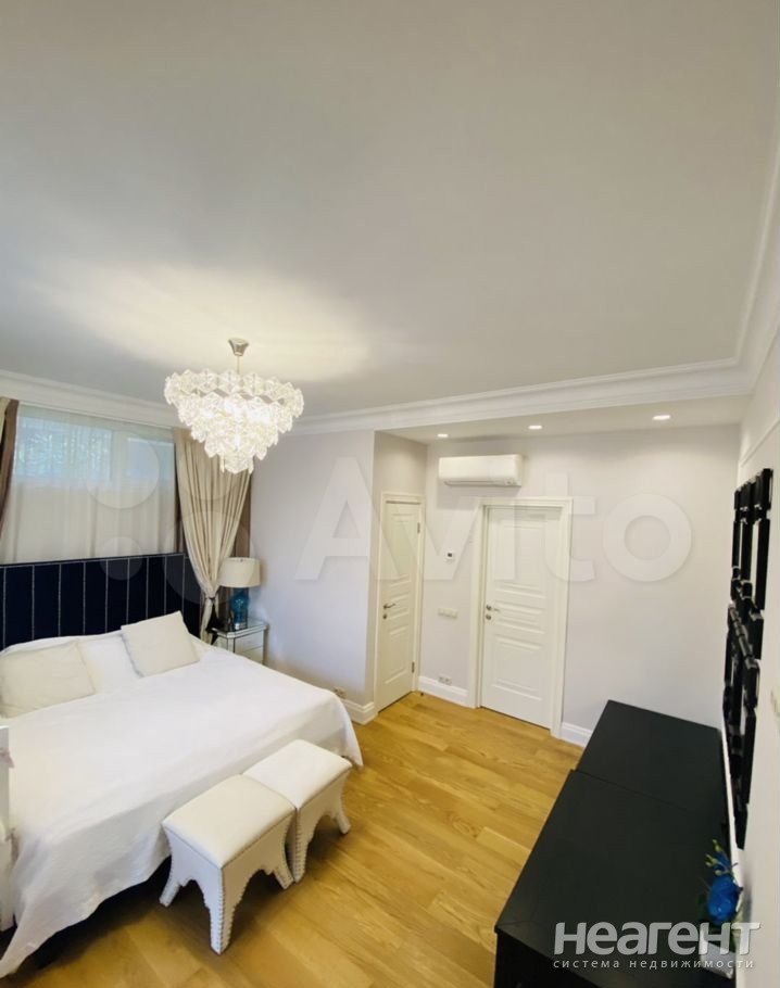 Сдается Многокомнатная квартира, 150 м²