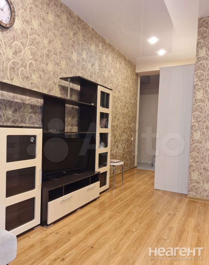 Сдается 1-комнатная квартира, 30 м²