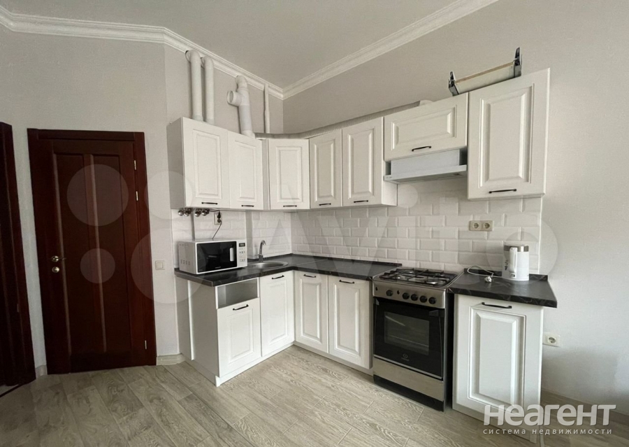 Продается 1-комнатная квартира, 35 м²