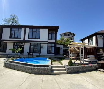 Продается Дом, 320 м²