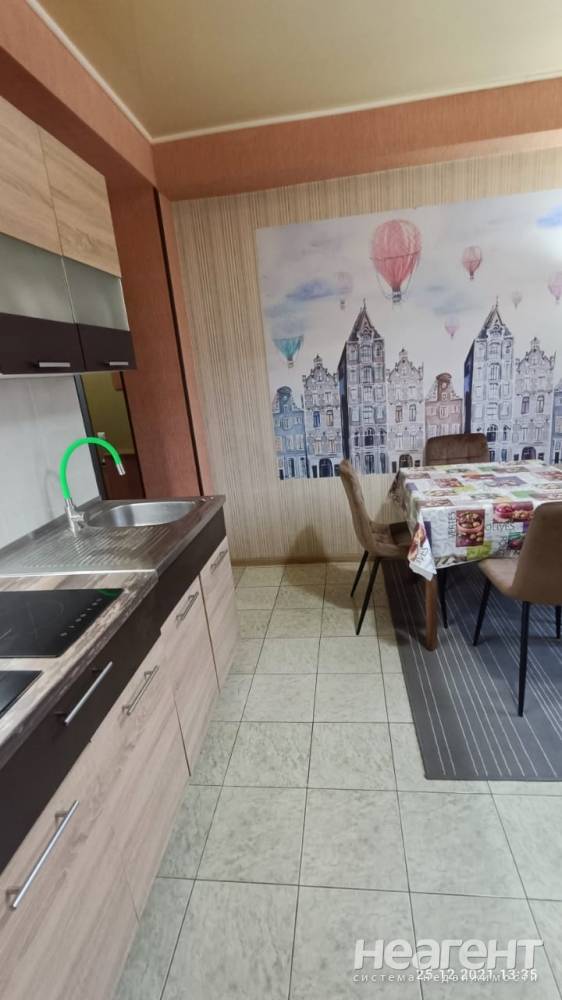 Сдается 2-х комнатная квартира, 64 м²