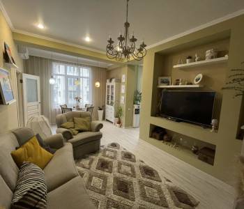 Продается 3-х комнатная квартира, 80 м²