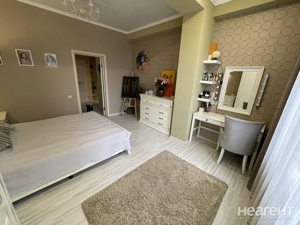 Продается 3-х комнатная квартира, 80 м²