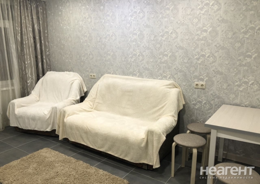 Сдается 2-х комнатная квартира, 42 м²