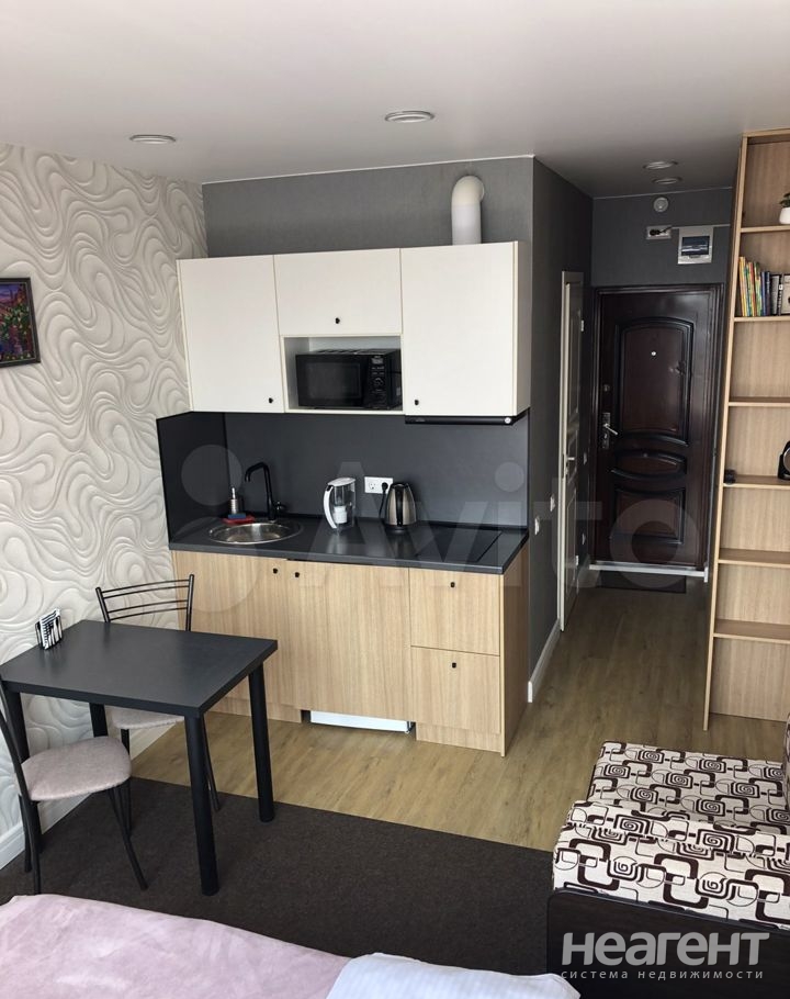 Сдается 1-комнатная квартира, 18,4 м²