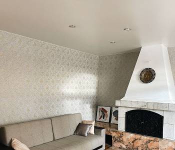 Сдается 1-комнатная квартира, 60 м²