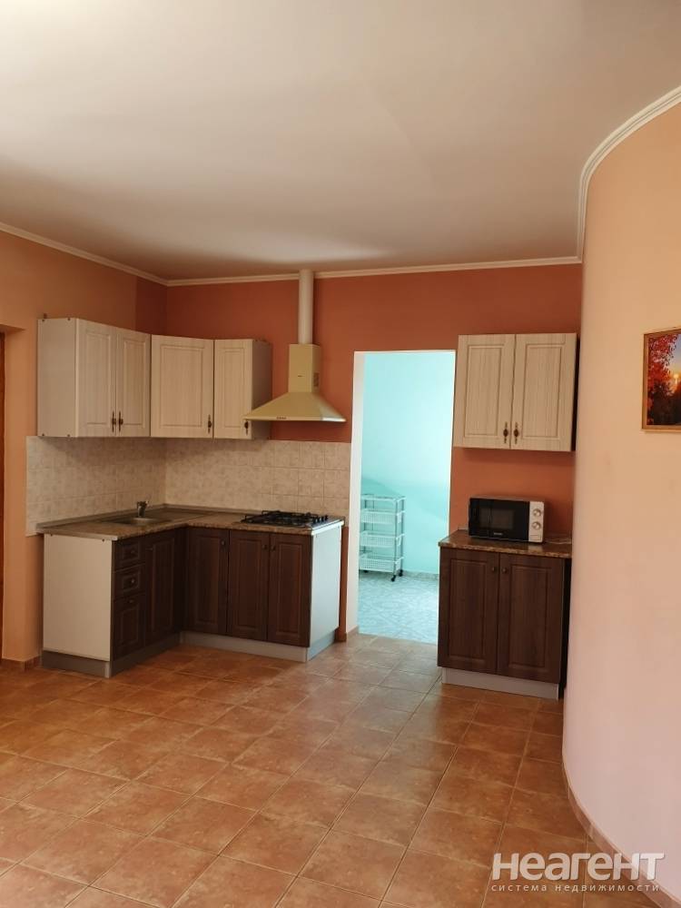 Сдается Многокомнатная квартира, 98 м²