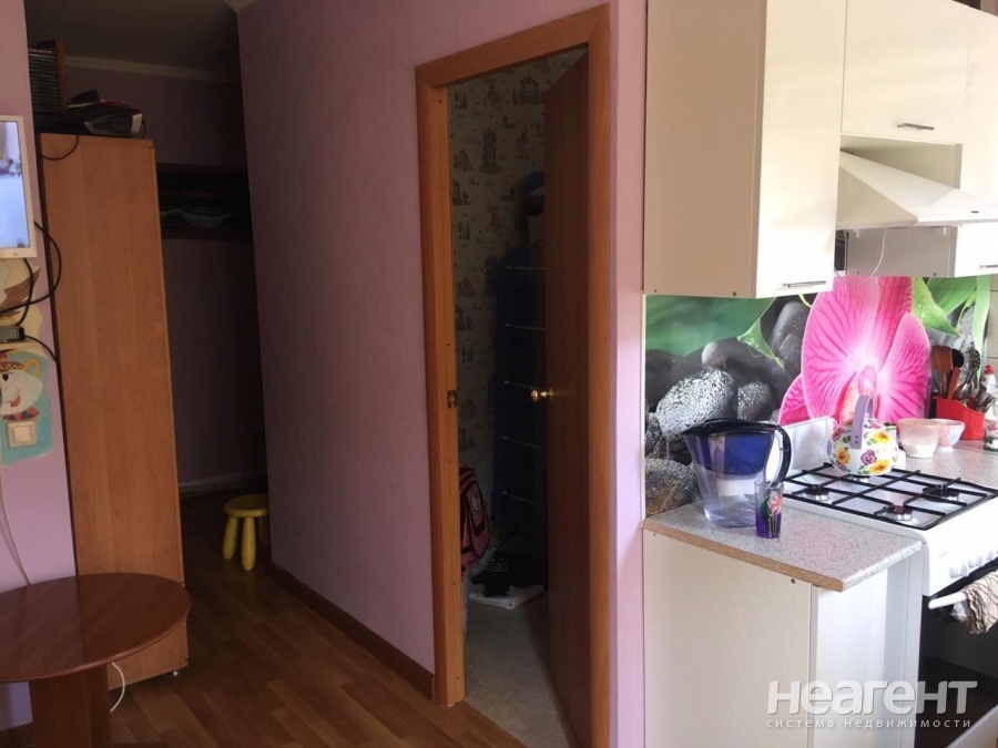 Продается 1-комнатная квартира, 30 м²