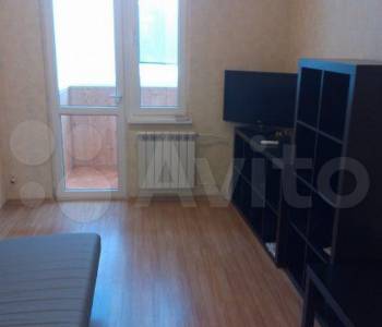 Продается 1-комнатная квартира, 39 м²