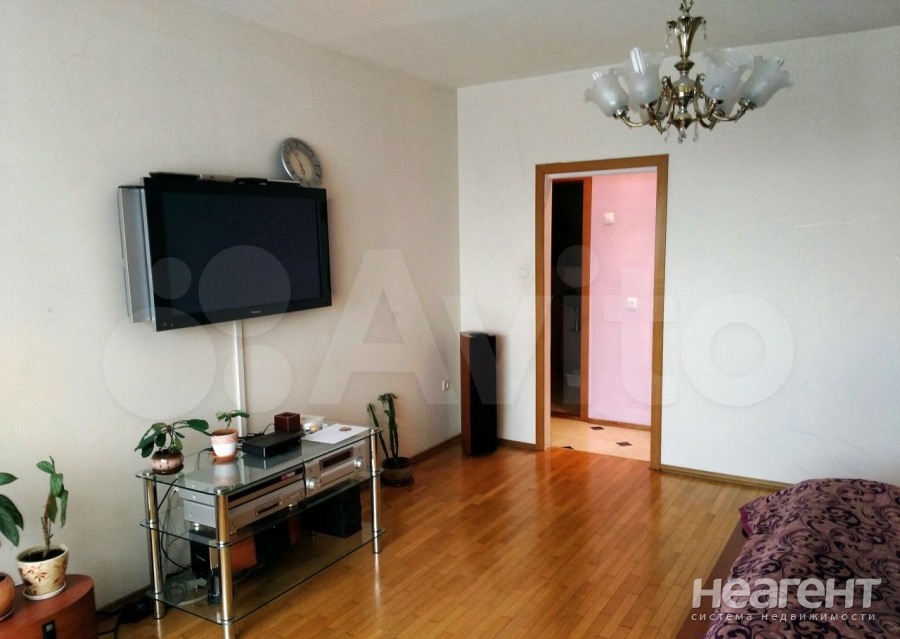 Сдается 2-х комнатная квартира, 42 м²