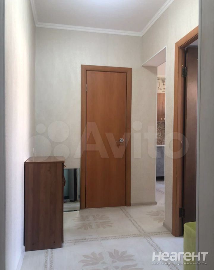 Продается 1-комнатная квартира, 36 м²