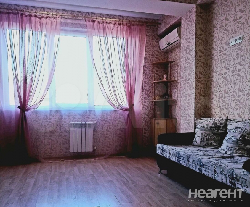 Продается 1-комнатная квартира, 28 м²