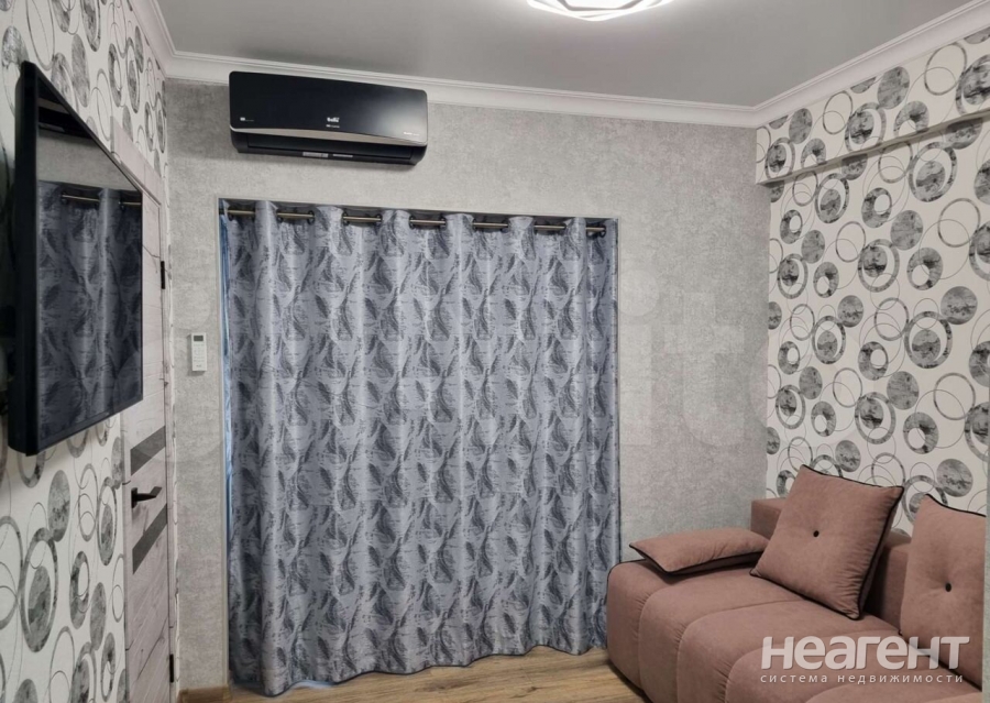 Сдается 1-комнатная квартира, 28,8 м²