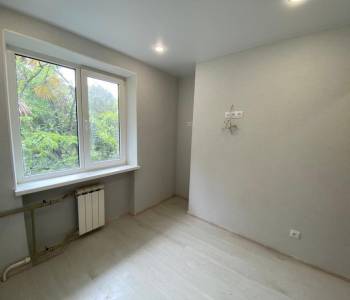 Продается 1-комнатная квартира, 12 м²