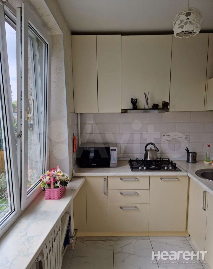 Продается 1-комнатная квартира, 30 м²