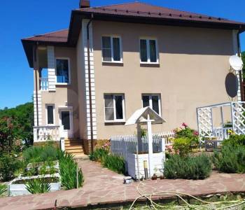 Продается Дом, 203 м²