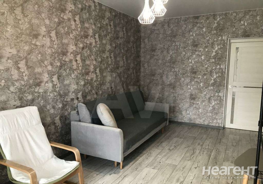 Продается 1-комнатная квартира, 48,5 м²