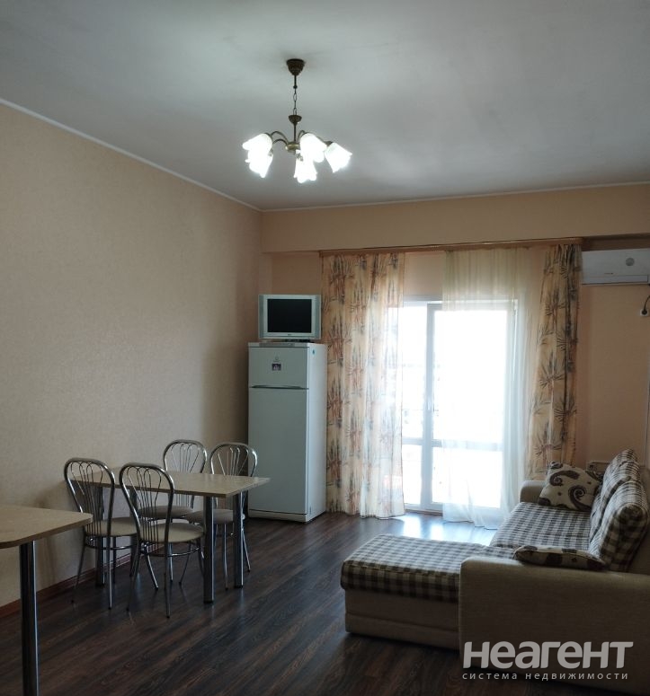 Сдается 2-х комнатная квартира, 70 м²