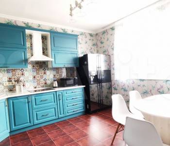 Сдается Многокомнатная квартира, 120 м²