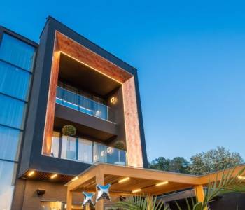 Продается Дом, 350 м²