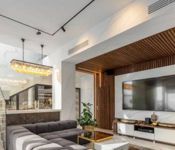 Продается Дом, 350 м²