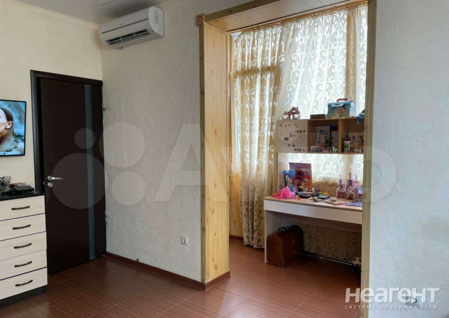 Продается 1-комнатная квартира, 25,6 м²