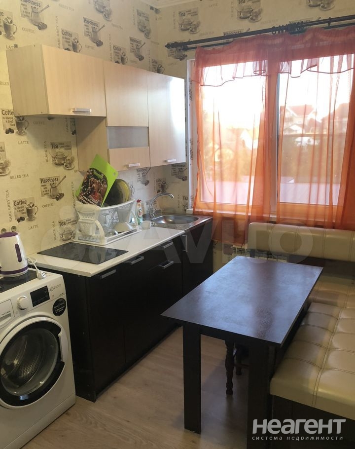 Сдается 1-комнатная квартира, 35 м²