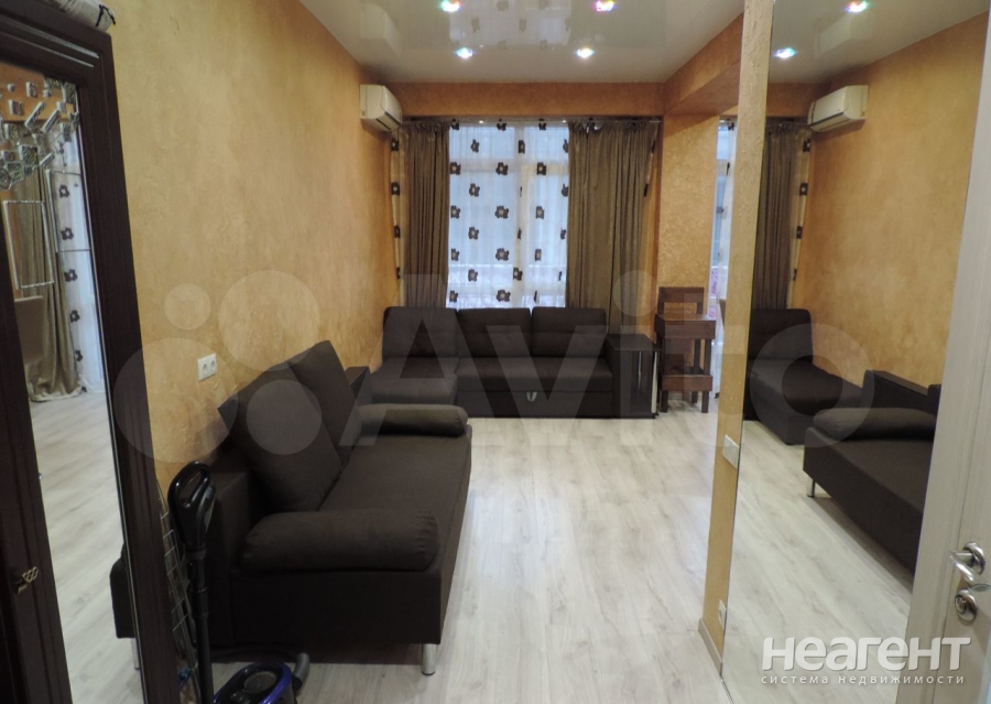 Продается 1-комнатная квартира, 35,5 м²