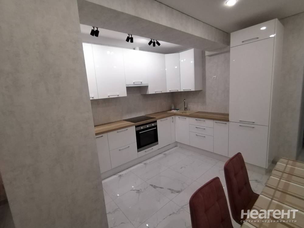 Продается 3-х комнатная квартира, 80 м²