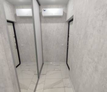 Продается 1-комнатная квартира, 38 м²