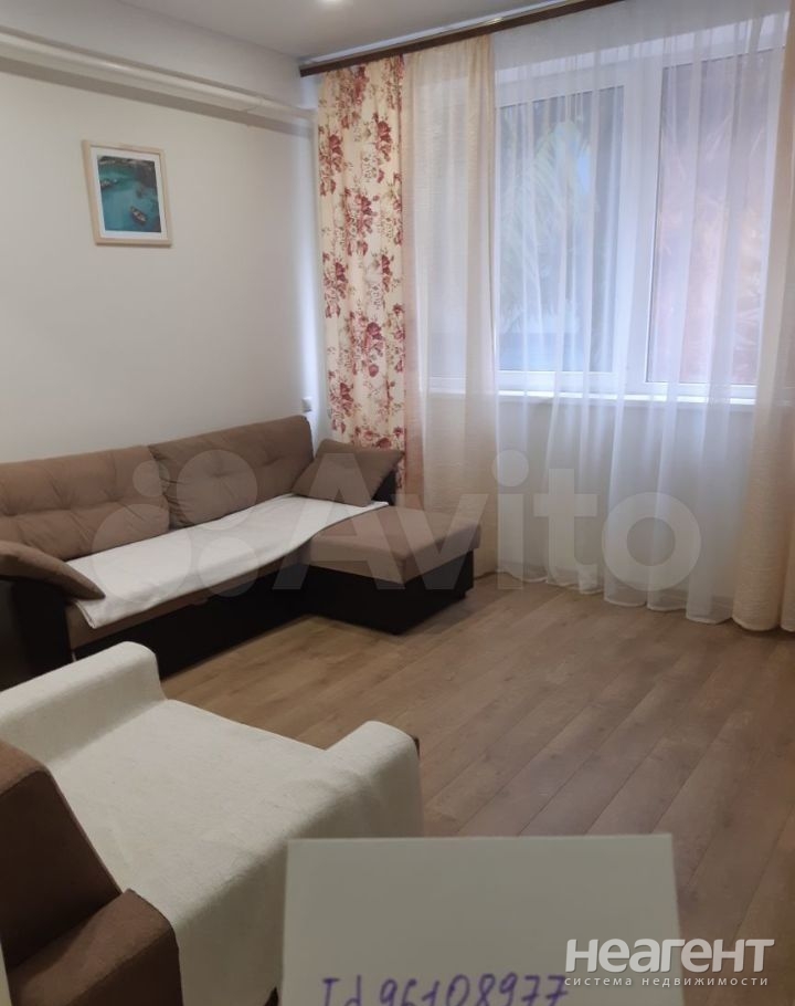 Сдается 1-комнатная квартира, 45 м²