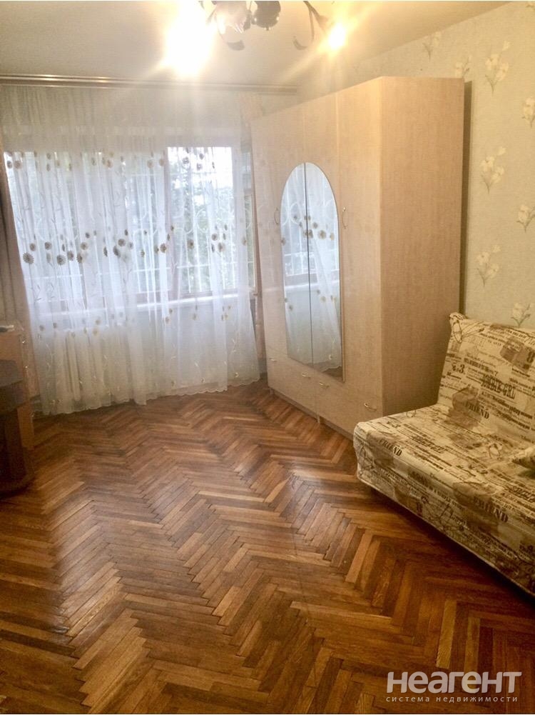 Продается 1-комнатная квартира, 30 м²