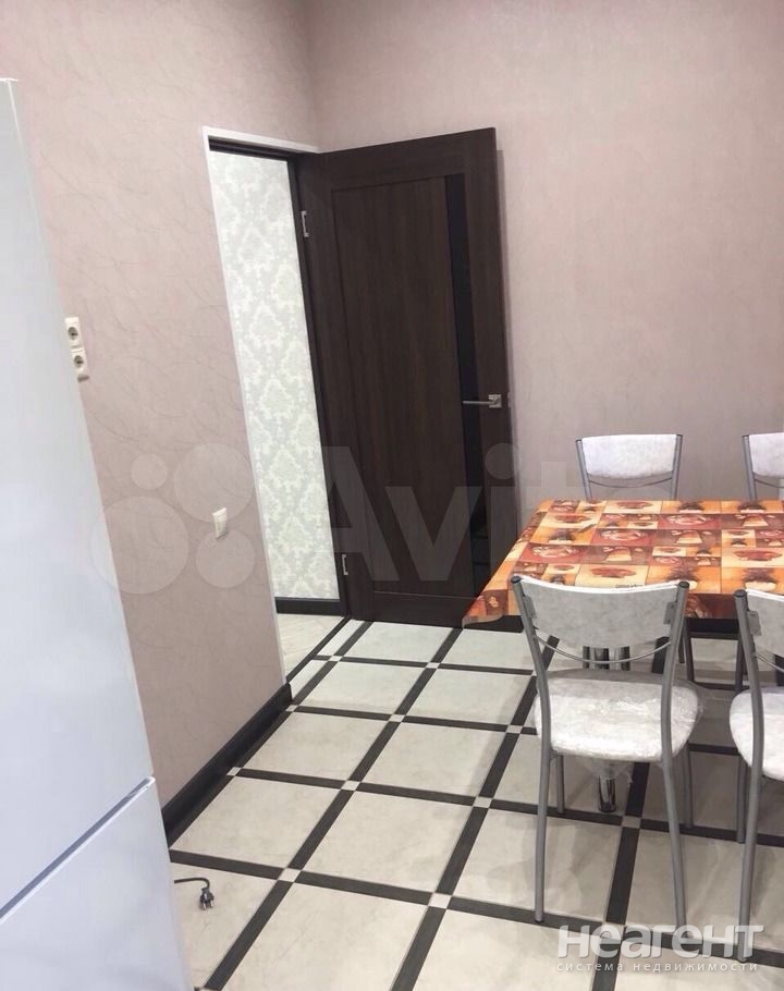 Сдается 2-х комнатная квартира, 45 м²