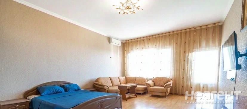 Сдается Дом, 210 м²