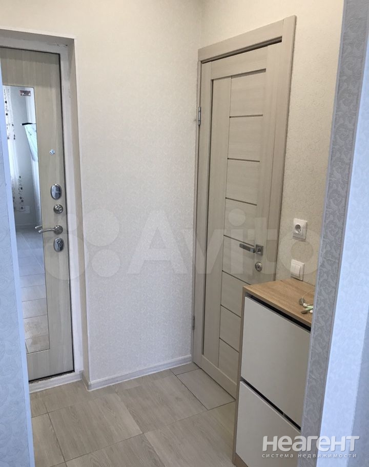 Продается 1-комнатная квартира, 27 м²