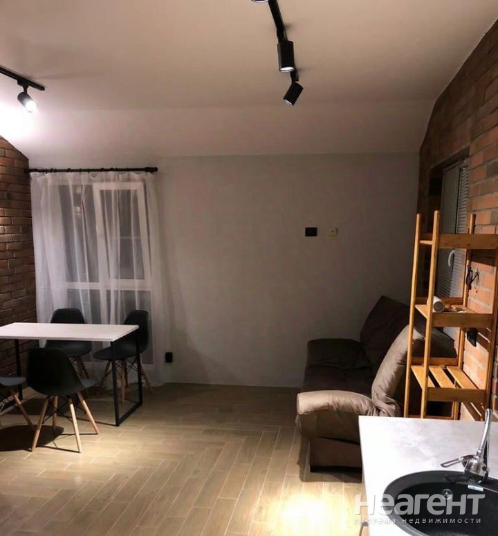 Продается 1-комнатная квартира, 24,1 м²