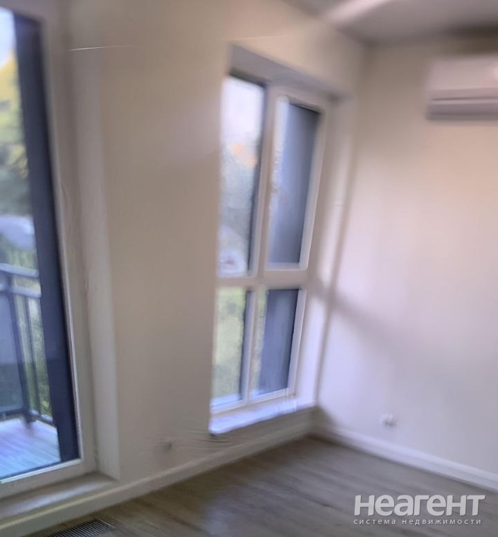 Продается 3-х комнатная квартира, 72 м²