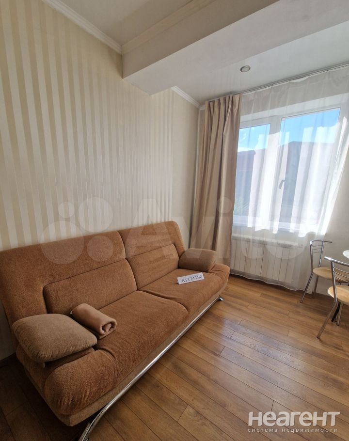 Сдается 1-комнатная квартира, 35 м²