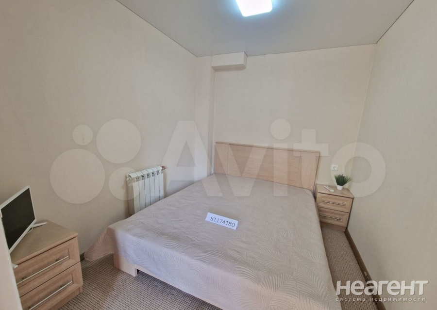 Сдается 1-комнатная квартира, 35 м²