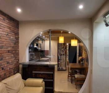 Продается 1-комнатная квартира, 38 м²