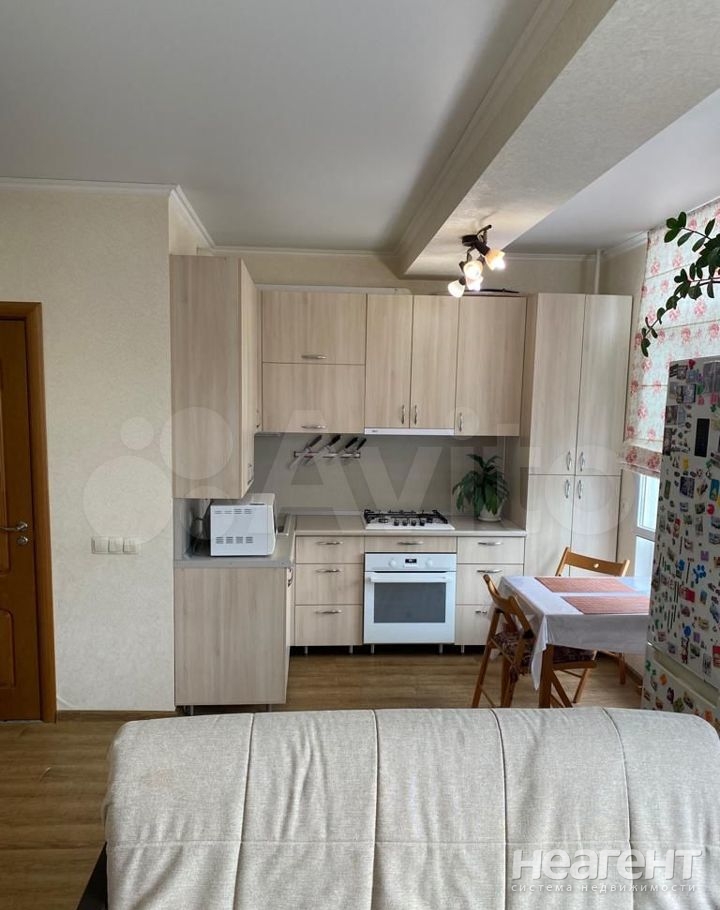 Продается 1-комнатная квартира, 33 м²