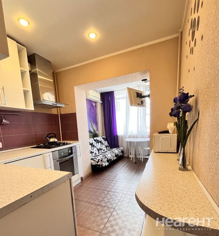 Продается 2-х комнатная квартира, 44 м²