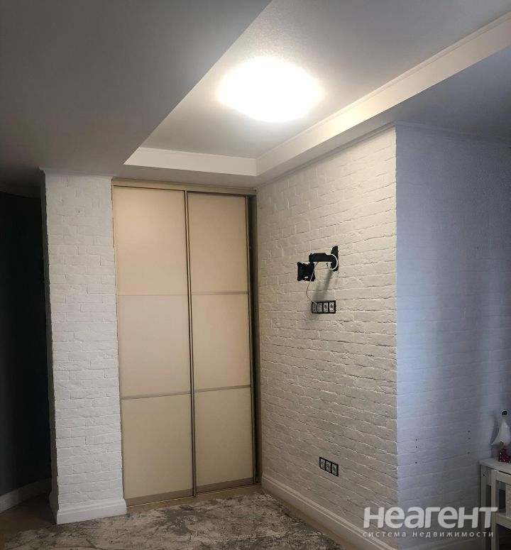 Продается 3-х комнатная квартира, 90 м²