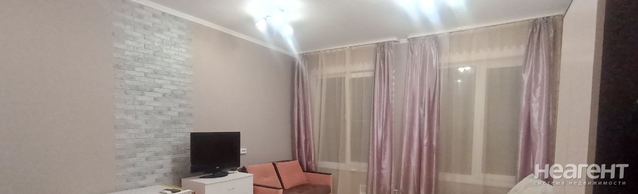 Продается 1-комнатная квартира, 28 м²